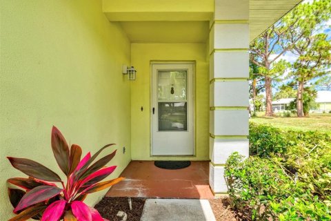 Casa en venta en Venice, Florida, 2 dormitorios, 160.63 m2 № 2238464 - foto 3