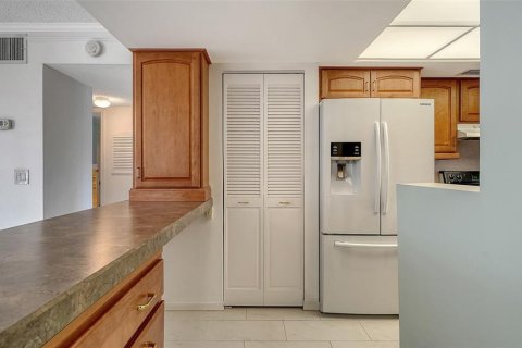 Copropriété à vendre à Bradenton, Floride: 2 chambres, 129.04 m2 № 2383661 - photo 18