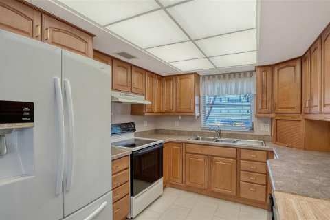 Copropriété à vendre à Bradenton, Floride: 2 chambres, 129.04 m2 № 2383661 - photo 19