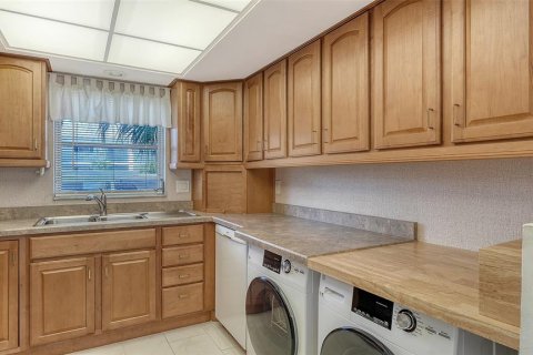 Copropriété à vendre à Bradenton, Floride: 2 chambres, 129.04 m2 № 2383661 - photo 17