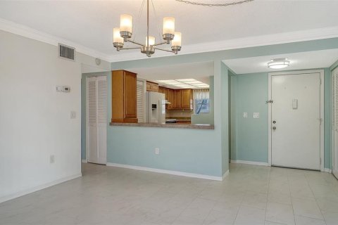 Copropriété à vendre à Bradenton, Floride: 2 chambres, 129.04 m2 № 2383661 - photo 12
