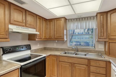 Copropriété à vendre à Bradenton, Floride: 2 chambres, 129.04 m2 № 2383661 - photo 15