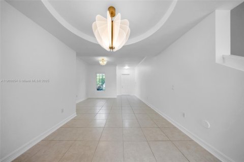 Casa en alquiler en Aventura, Florida, 3 dormitorios, 208.66 m2 № 1953559 - foto 10