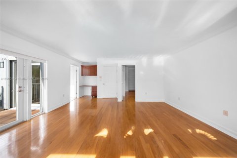 Casa en alquiler en Aventura, Florida, 3 dormitorios, 208.66 m2 № 1953559 - foto 27