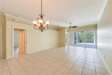 House in Fort Myers, Florida 2 bedrooms, 162.21 sq.m. № 1618650 - photo 5