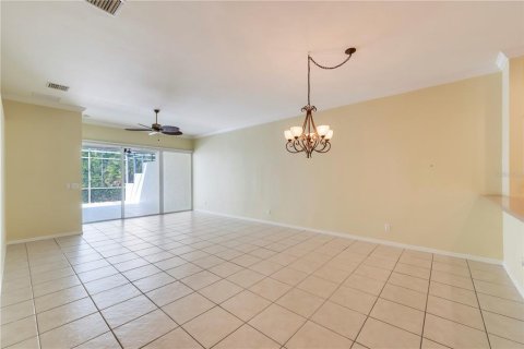 House in Fort Myers, Florida 2 bedrooms, 162.21 sq.m. № 1618650 - photo 6