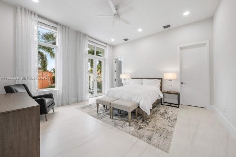 Снять в аренду виллу или дом в Авентура, Флорида 5 спален, 750.56м2, № 1992730 - фото 26