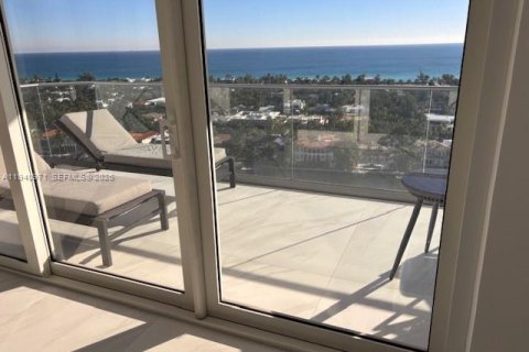 Снять в аренду кондоминиум в Авентура, Флорида 3 спальни, 219.25м2, № 1998071 - фото 20