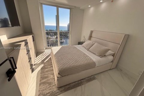 Снять в аренду кондоминиум в Авентура, Флорида 3 спальни, 219.25м2, № 1998071 - фото 11