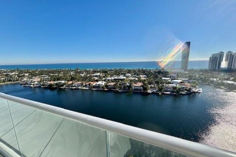 Снять в аренду кондоминиум в Авентура, Флорида 3 спальни, 219.25м2, № 1998071 - фото 27