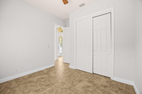 Casa en venta en Palm City, Florida, 3 dormitorios, 207.17 m2 № 2088220 - foto 25