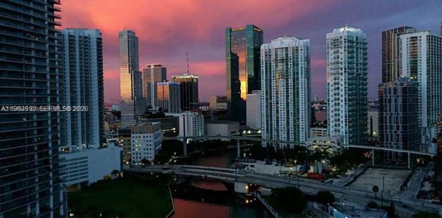 Condo à Miami, Floride, 1 chambre  № 2080979