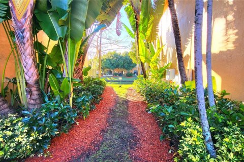 Снять в аренду таунхаус в Дания-Бич, Флорида 3 спальни, 150.13м2, № 2004600 - фото 30