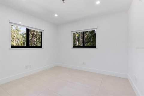 Villa ou maison à vendre à Fort Myers, Floride: 4 chambres, 207.36 m2 № 2415018 - photo 23