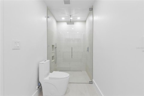 Villa ou maison à vendre à Fort Myers, Floride: 4 chambres, 207.36 m2 № 2415018 - photo 17