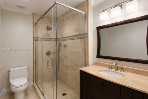 Copropriété à vendre à North Miami Beach, Floride: 2 chambres, 120.77 m2 № 2282270 - photo 16