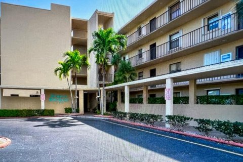 Condo à Lantana, Floride, 2 chambres  № 2188358