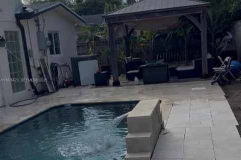 House in Sunrise, Florida 243.13 sq.m. № 2040979 - photo 20