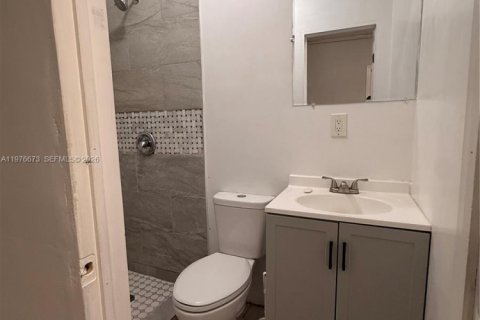 House in Sunrise, Florida 243.13 sq.m. № 2040979 - photo 4