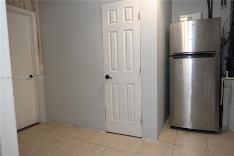 House in Sunrise, Florida 243.13 sq.m. № 2040979 - photo 16