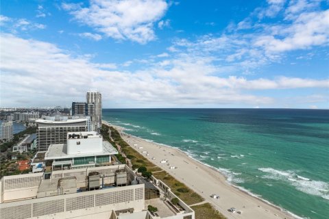 Copropriété à vendre à Miami Beach, Floride: 2 chambres, 122.63 m2 № 1999129 - photo 29