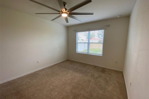 House in Haines City, Florida 4 bedrooms, 173.45 sq.m. № 1912410 - photo 8