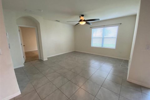 House in Haines City, Florida 4 bedrooms, 173.45 sq.m. № 1912410 - photo 7