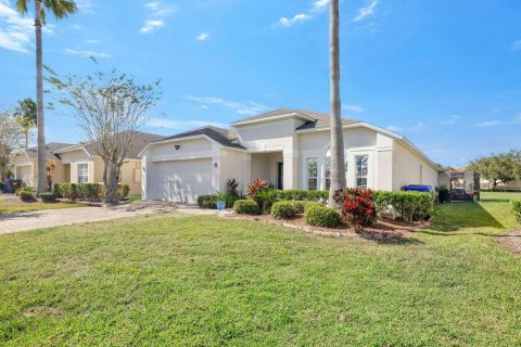 Casa en venta en Kissimmee, Florida, 4 dormitorios, 170.57 m2 № 2277385 - foto 4