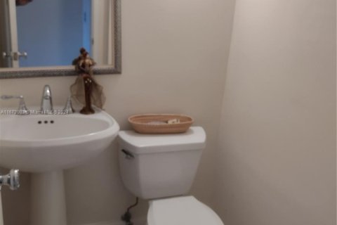 Condominio en alquiler en Delray Beach, Florida, 2 dormitorios, 140.47 m2 № 1811312 - foto 13