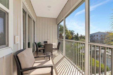 Touwnhouse à vendre à Indian Rocks Beach, Floride: 4 chambres, 179.77 m2 № 2135015 - photo 25