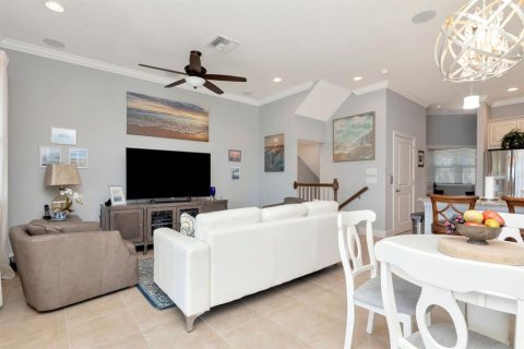 Touwnhouse à vendre à Indian Rocks Beach, Floride: 4 chambres, 179.77 m2 № 2135015 - photo 18
