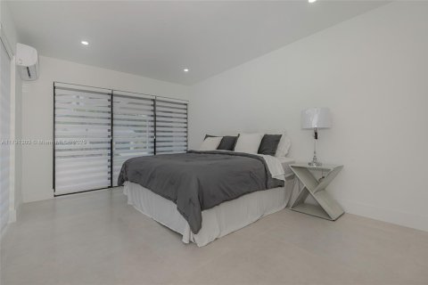 House in Fort Lauderdale, Florida 3 bedrooms, 123 sq.m. № 1655249 - photo 23