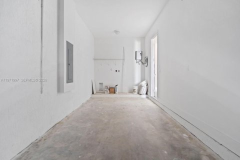 House in Homestead, Florida 4 bedrooms, 146.32 sq.m. № 2032520 - photo 22