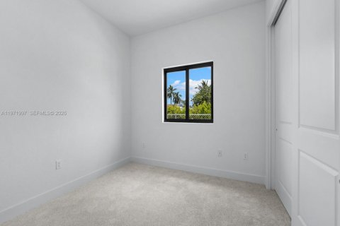 House in Homestead, Florida 4 bedrooms, 146.32 sq.m. № 2032520 - photo 16
