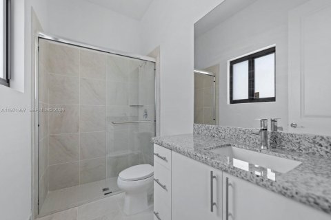 House in Homestead, Florida 4 bedrooms, 146.32 sq.m. № 2032520 - photo 20