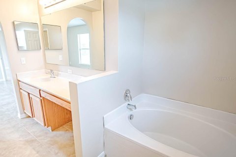 Villa ou maison à louer à Eustis, Floride: 3 chambres, 149.39 m2 № 2091543 - photo 22