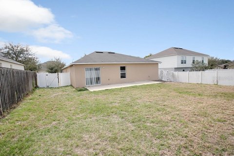 Villa ou maison à louer à Eustis, Floride: 3 chambres, 149.39 m2 № 2091543 - photo 25
