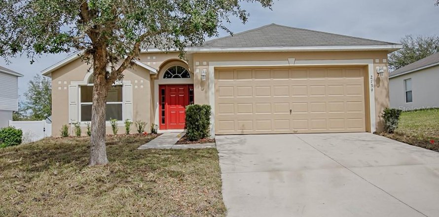 Villa ou maison à Eustis, Floride 3 chambres, 149.39 m2 № 2091543