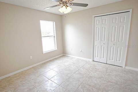 Villa ou maison à louer à Eustis, Floride: 3 chambres, 149.39 m2 № 2091543 - photo 16