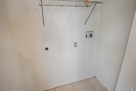 Villa ou maison à louer à Eustis, Floride: 3 chambres, 149.39 m2 № 2091543 - photo 13