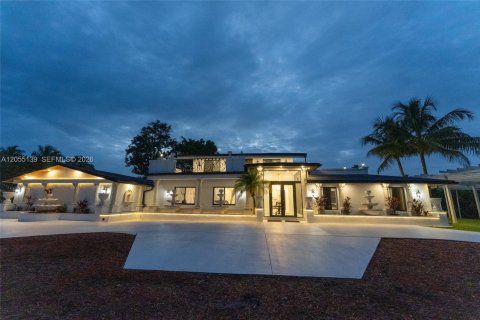 Villa ou maison à Plantation, Floride 5 chambres, 292.08 m2 № 2266022