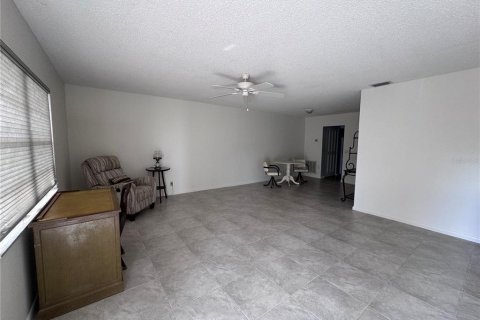 Copropriété à vendre à Winter Haven, Floride: 1 chambre, 86.49 m2 № 2214063 - photo 4