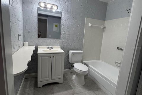 Copropriété à vendre à Winter Haven, Floride: 1 chambre, 86.49 m2 № 2214063 - photo 11