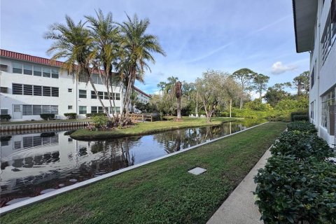 Copropriété à vendre à Winter Haven, Floride: 1 chambre, 86.49 m2 № 2214063 - photo 12