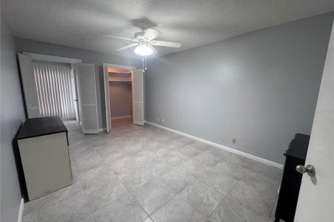 Copropriété à vendre à Winter Haven, Floride: 1 chambre, 86.49 m2 № 2214063 - photo 10