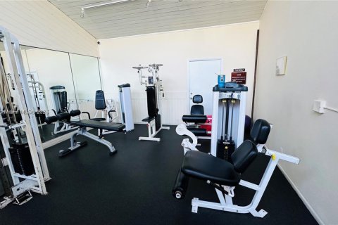 Copropriété à louer à Pompano Beach, Floride: 2 chambres, 76.64 m2 № 1967571 - photo 29