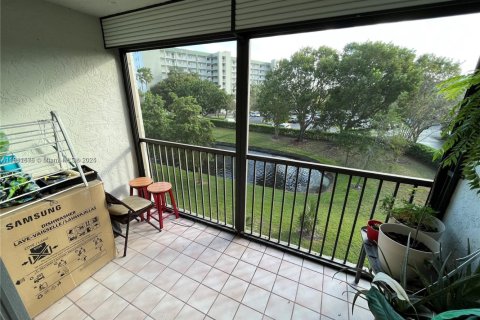 Copropriété à louer à Pompano Beach, Floride: 2 chambres, 76.64 m2 № 1967571 - photo 18