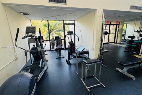 Copropriété à louer à Pompano Beach, Floride: 2 chambres, 76.64 m2 № 1967571 - photo 28