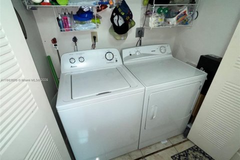 Copropriété à louer à Pompano Beach, Floride: 2 chambres, 76.64 m2 № 1967571 - photo 17