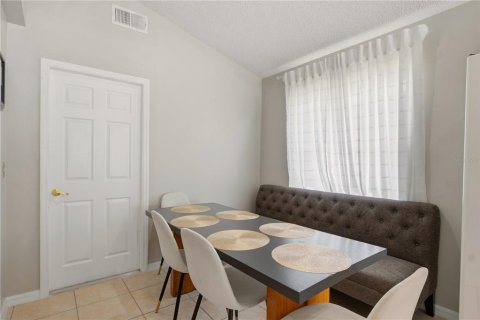 Villa ou maison à louer à Davenport, Floride: 3 chambres, 155.52 m2 № 2148713 - photo 18